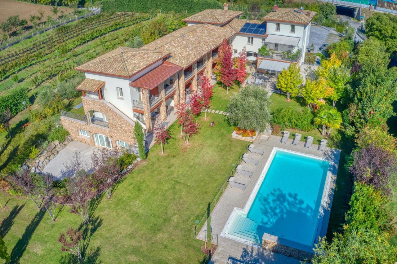 Agriturismo Corte Aurea Desenzano del Garda Exterior foto