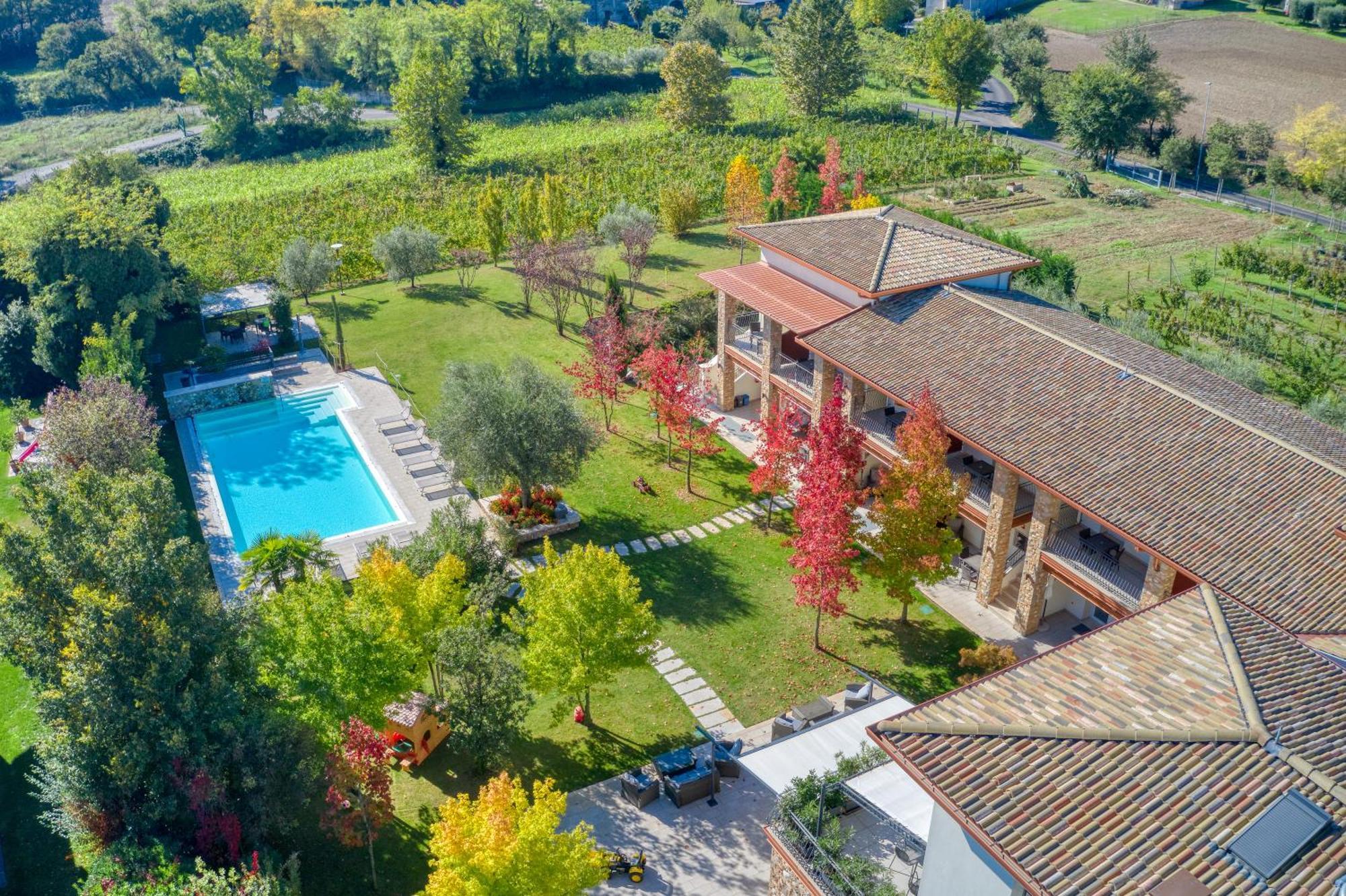 Agriturismo Corte Aurea Desenzano del Garda Exterior foto