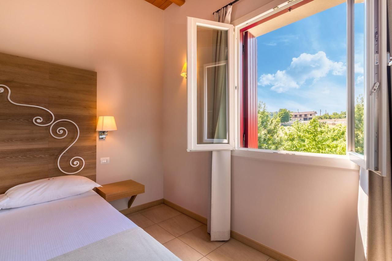 Agriturismo Corte Aurea Desenzano del Garda Exterior foto