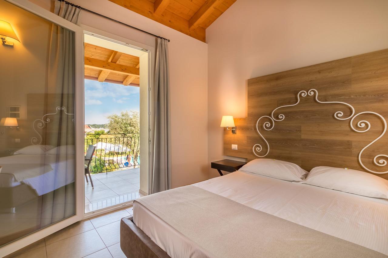 Agriturismo Corte Aurea Desenzano del Garda Exterior foto