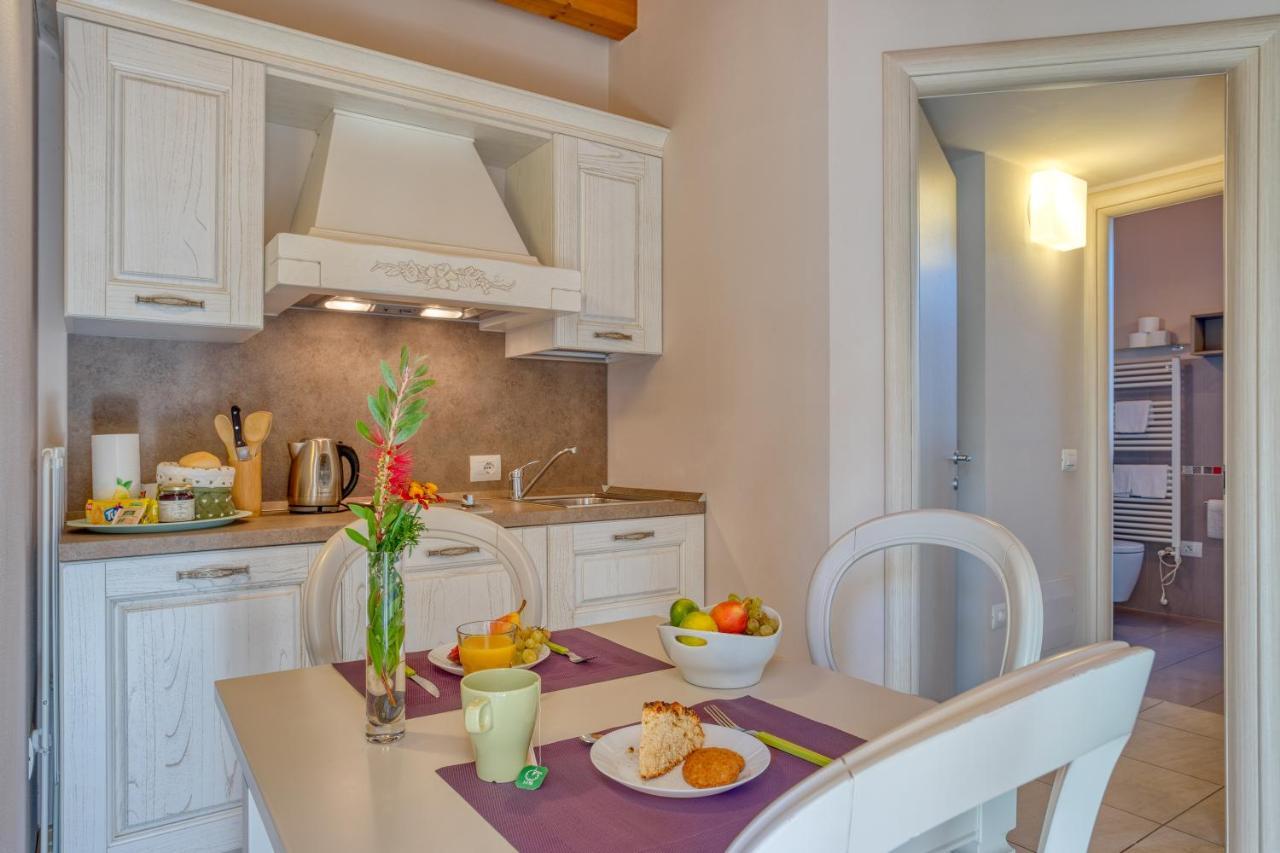 Agriturismo Corte Aurea Desenzano del Garda Exterior foto