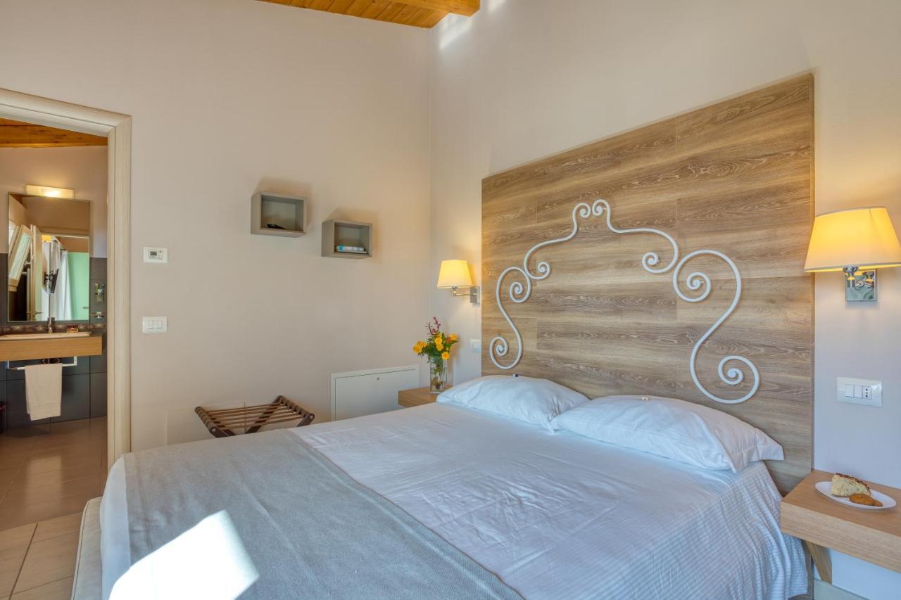 Agriturismo Corte Aurea Desenzano del Garda Exterior foto